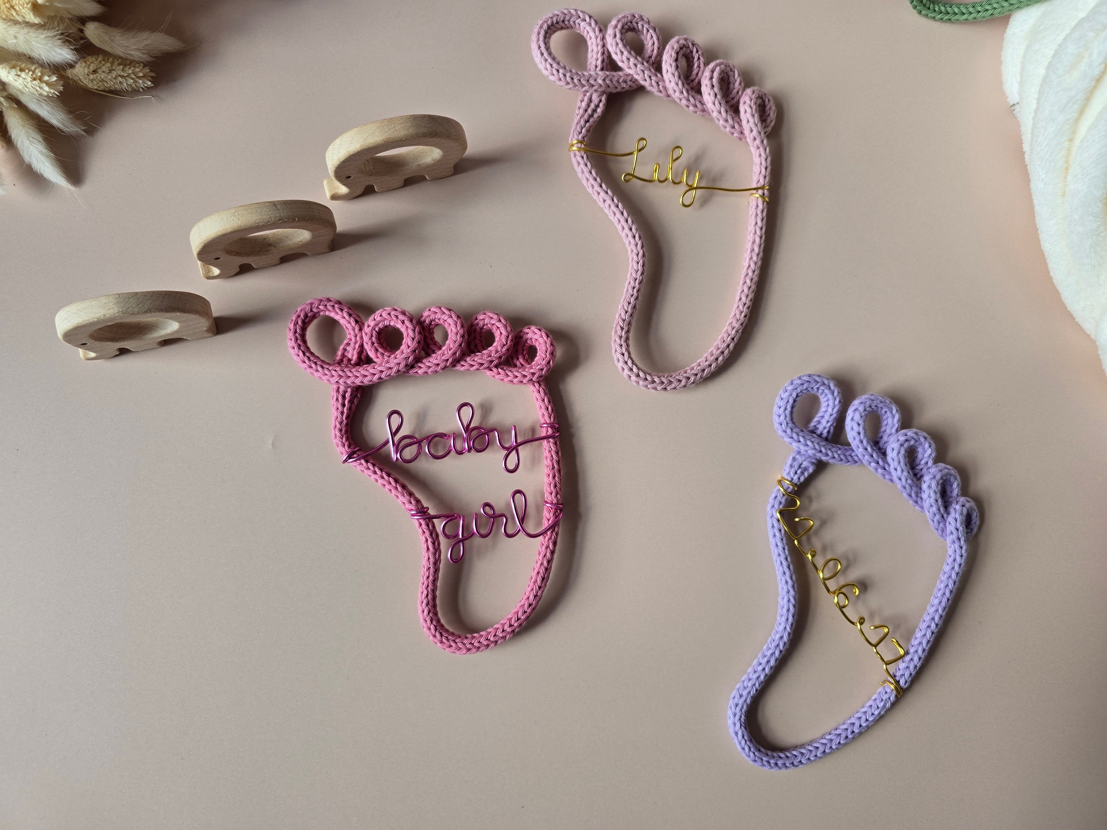 Neutral knitted wire baby footprint keepsake for new baby gift