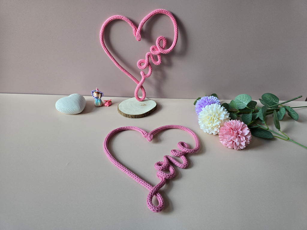 Knitted Wire Love Heart Wall Decor