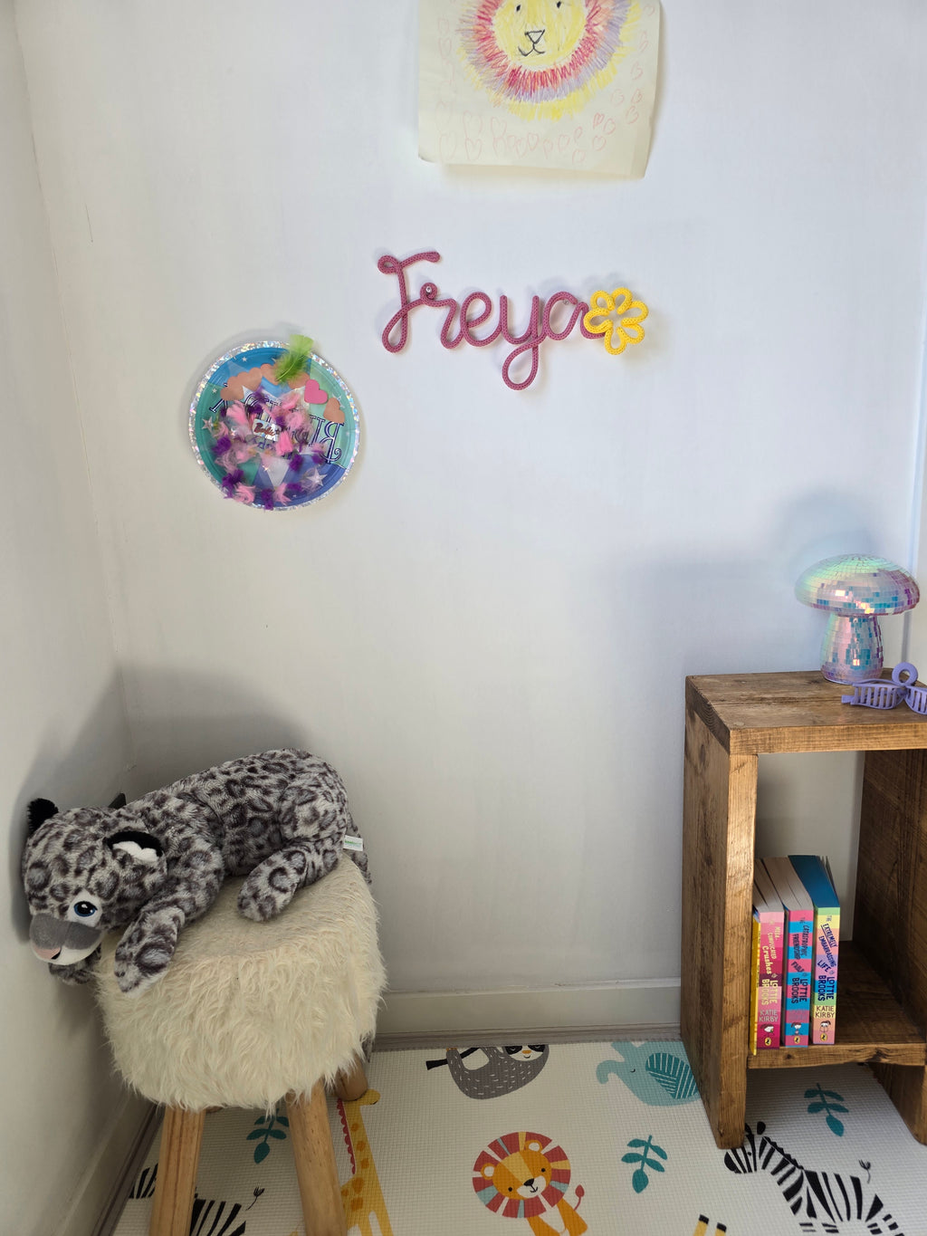 Personalised Knitted Wire Name Sign with Shape Ending
