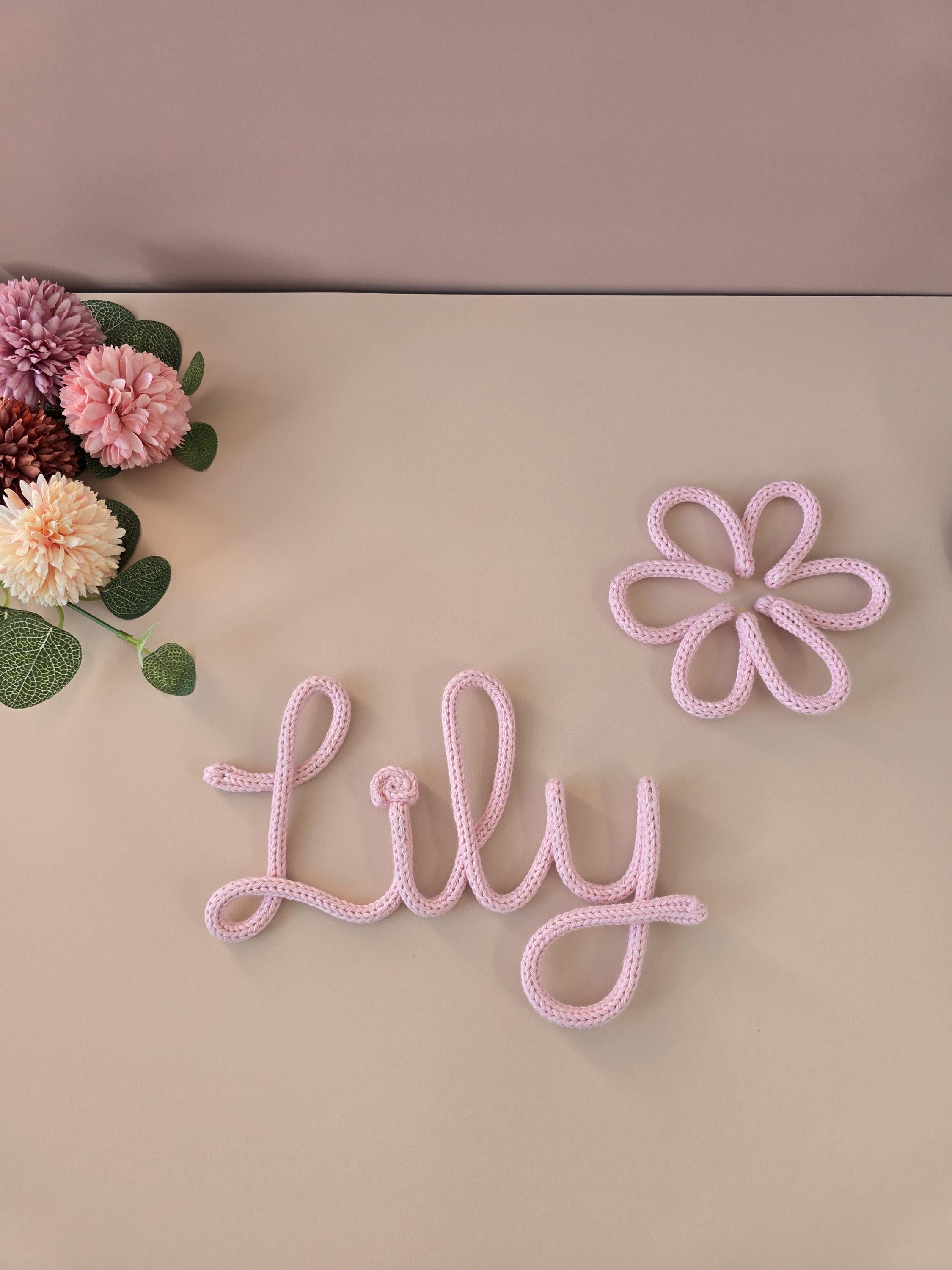 Knitted Wire Daisy Flower Decor