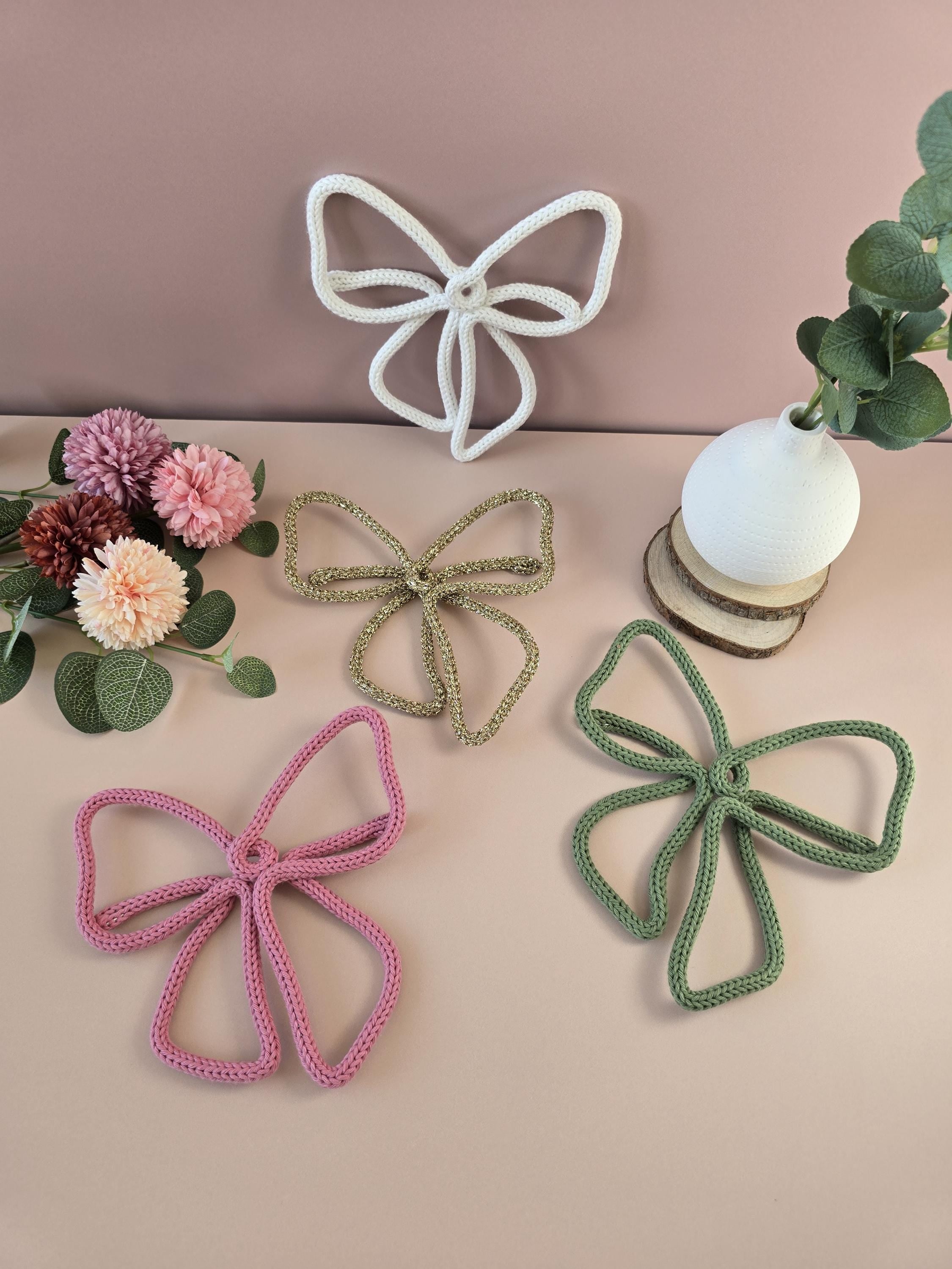Nursery bow wall decorations handmade by CraftyBabs