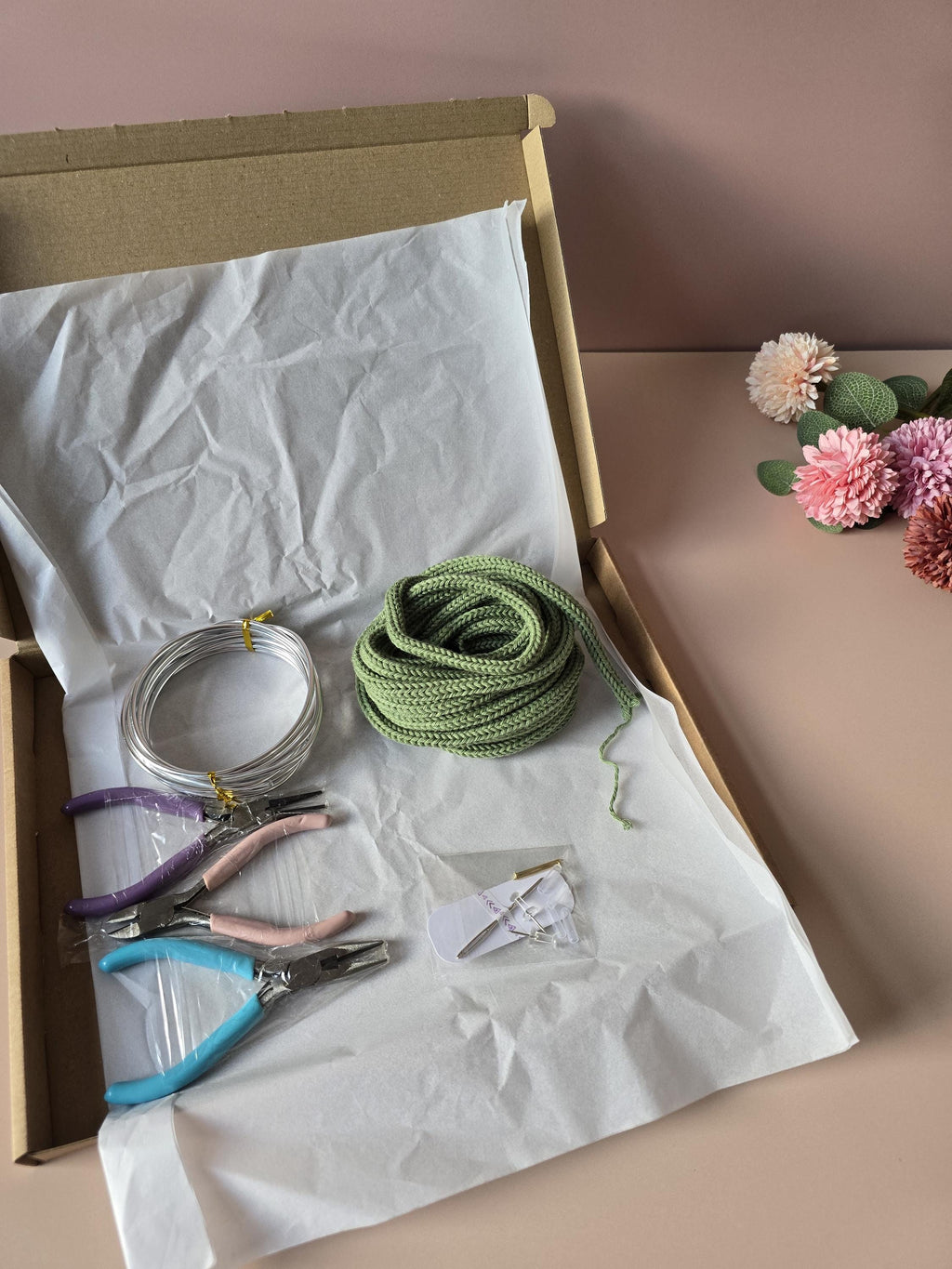 Knitted wire art DIY kit with optional tool pack