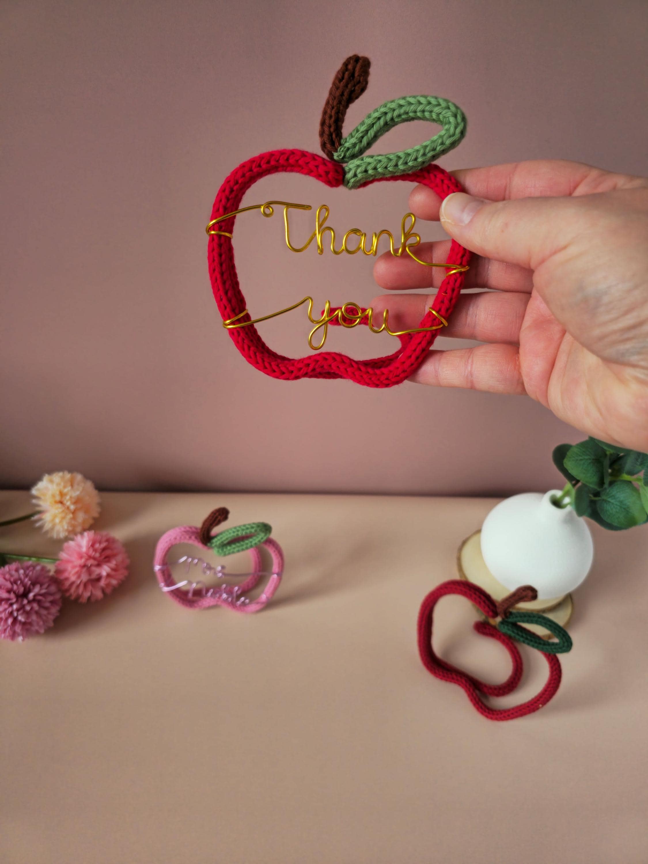 Red knitted wire teacher apple gift with wire wording