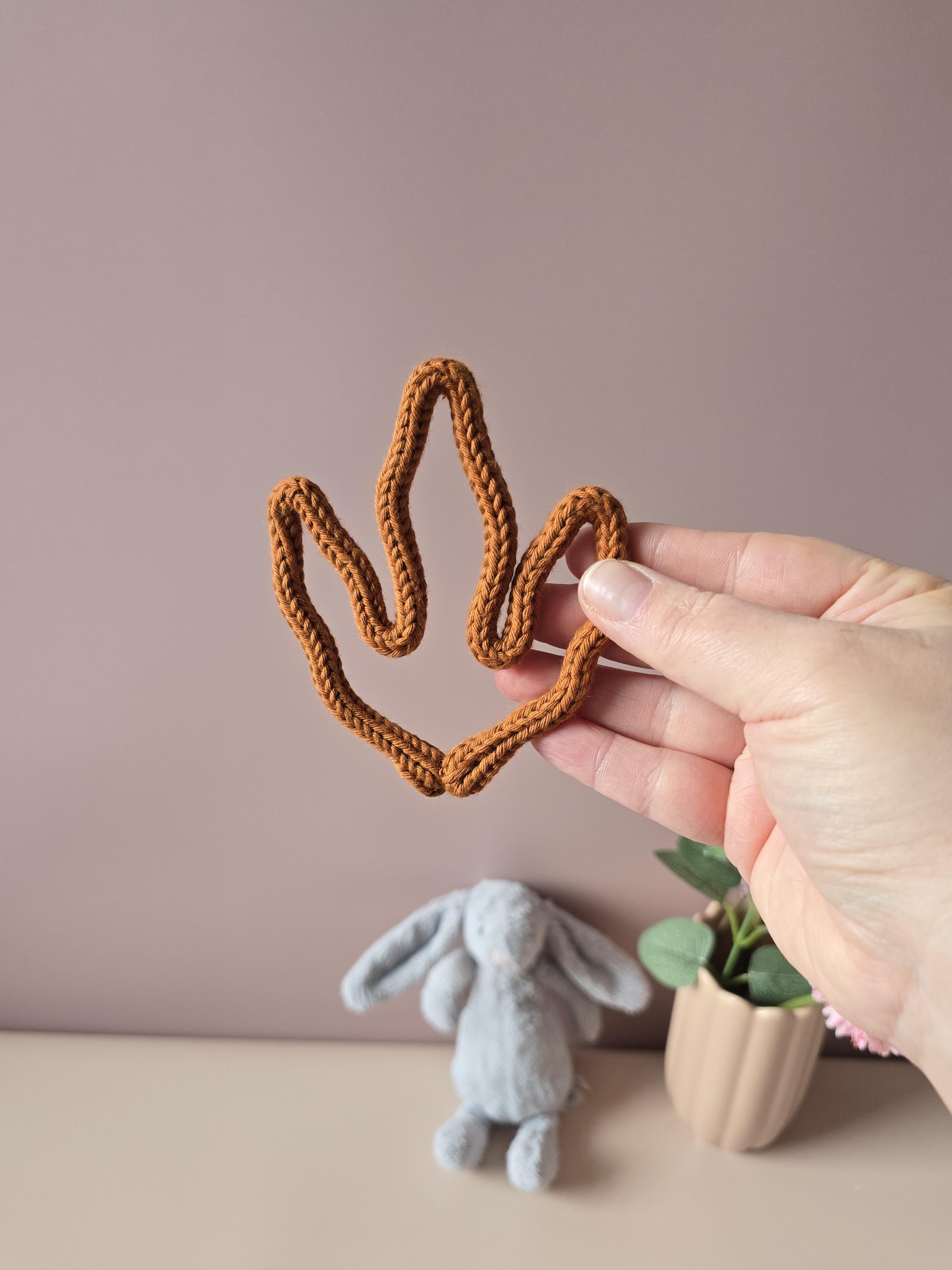 Knitted Wire Dinosaur Wall Decor