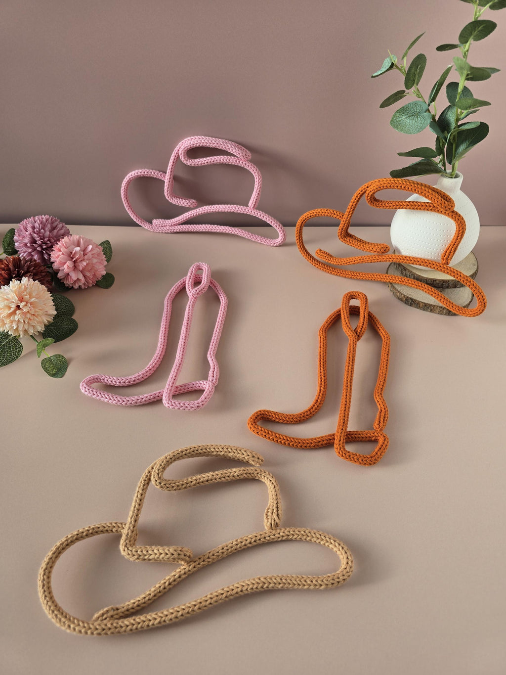 Handmade knitted wire cowboy hat wall decor
