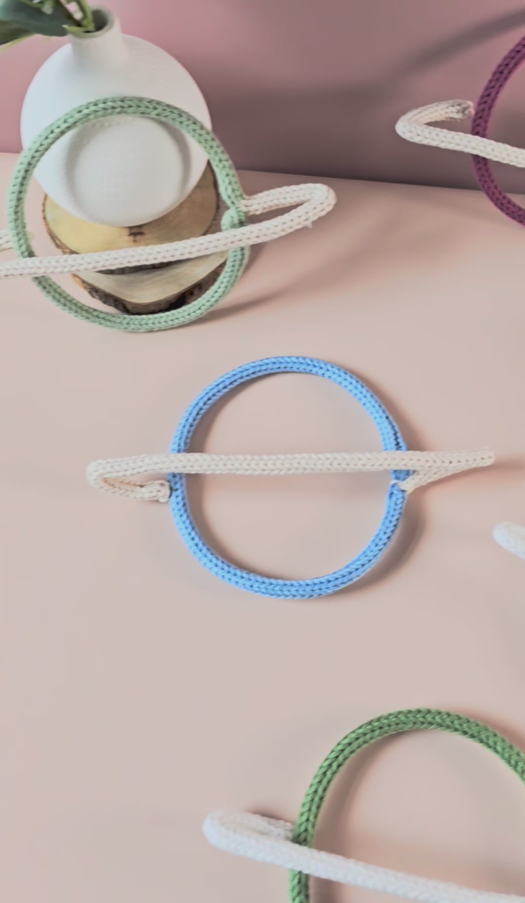 Knitted Wire Saturn Planet Wall Decor