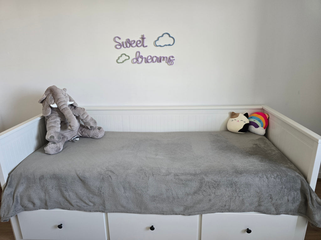 sweet dream knitted wire nursery sign